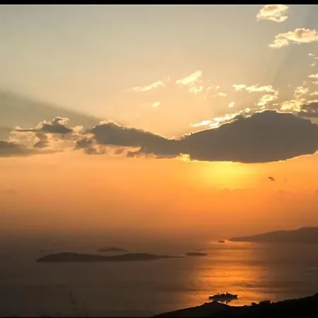 Andros -stone House With Shared Pool & Seaview Aprovaton